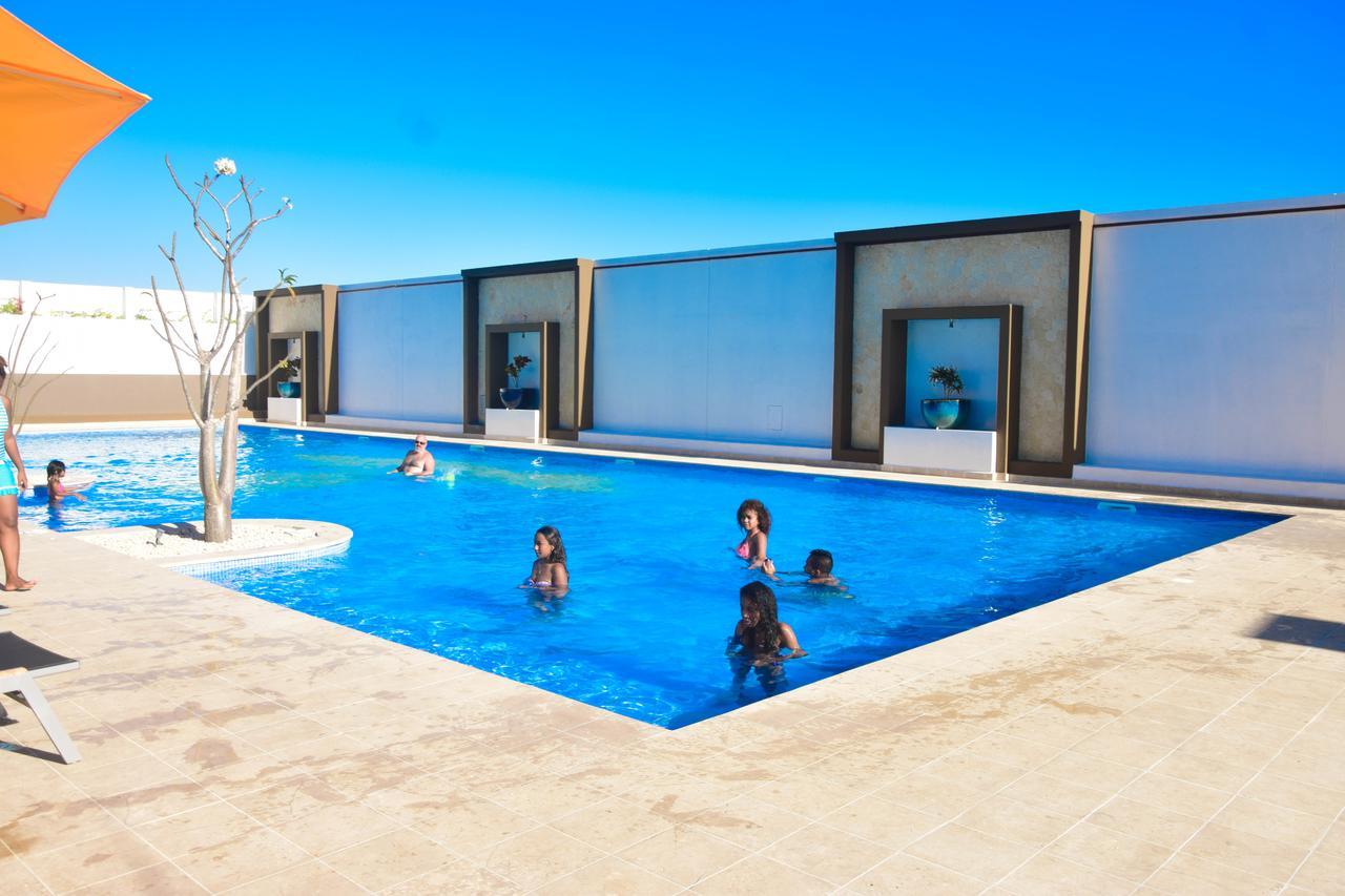 Baobab Tree Hotel & Spa Mahajanga Exteriör bild